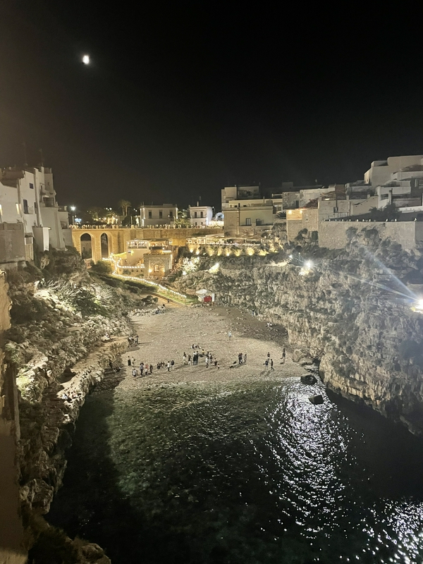 Polignano a Mare, in the blue painted blue hero