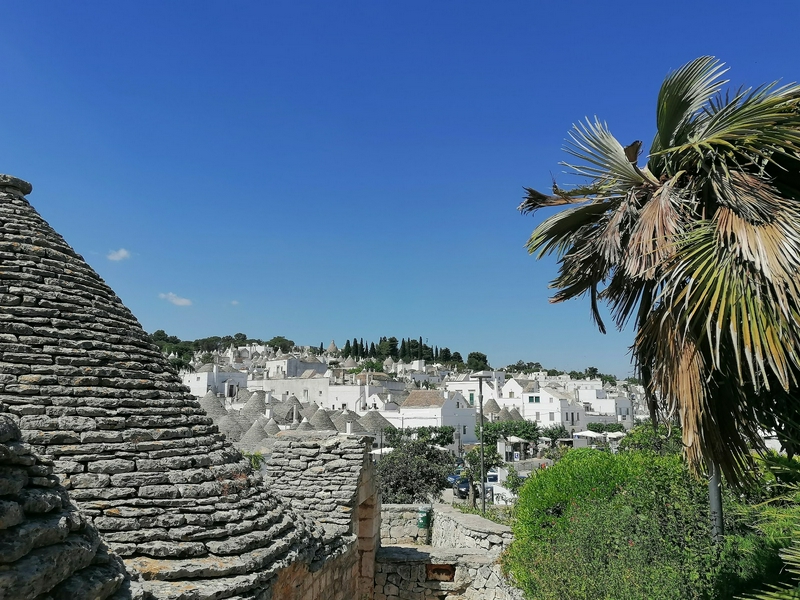 Guided tour of Trulli huts in Alberobello, Italy