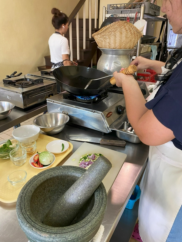 Thai cooking class 2
