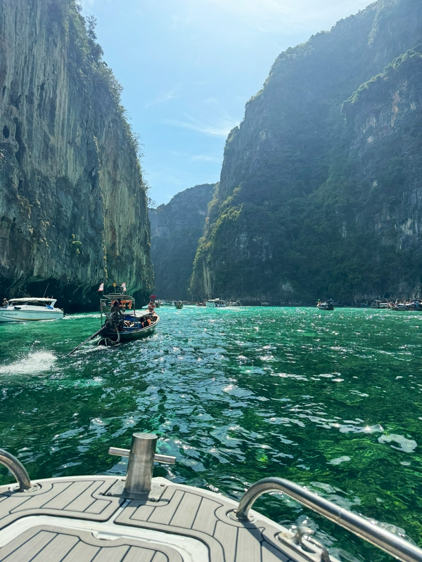 Phuket, Phiphi islands and James Bond 4
