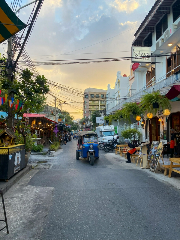 Bangkok: the city of a thousand faces 3