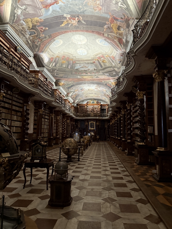 3 DAYS IN PRAGUE 🇨🇿 2