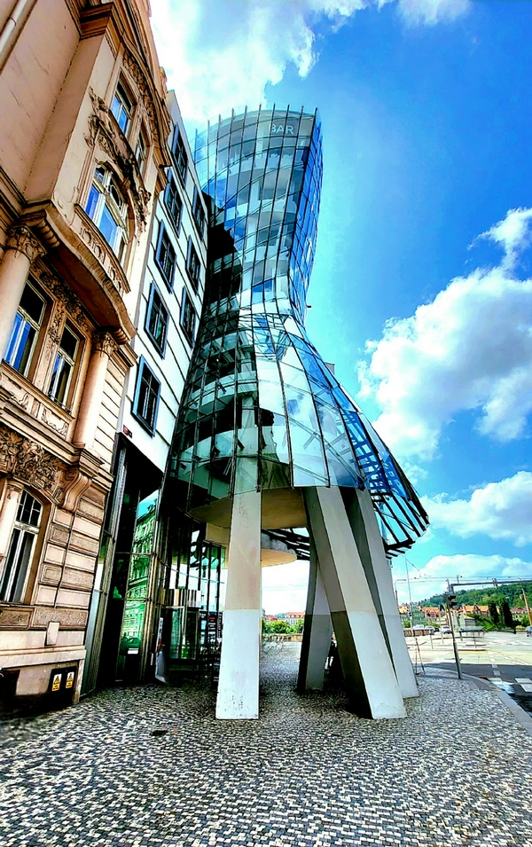 Dancing House 2