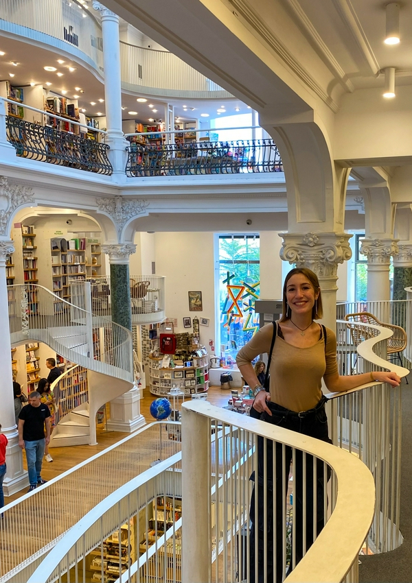 The best cafes in Bucharest hero