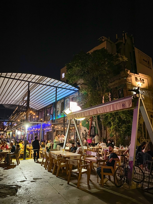 Bucharest cafes and nightlife, showcasing unique venues and cultural experiences for travelers.