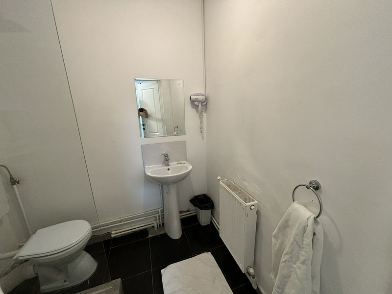 Union Square Cozy Inn 4