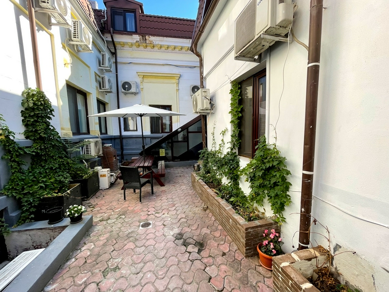 Union Square Cozy Inn 3