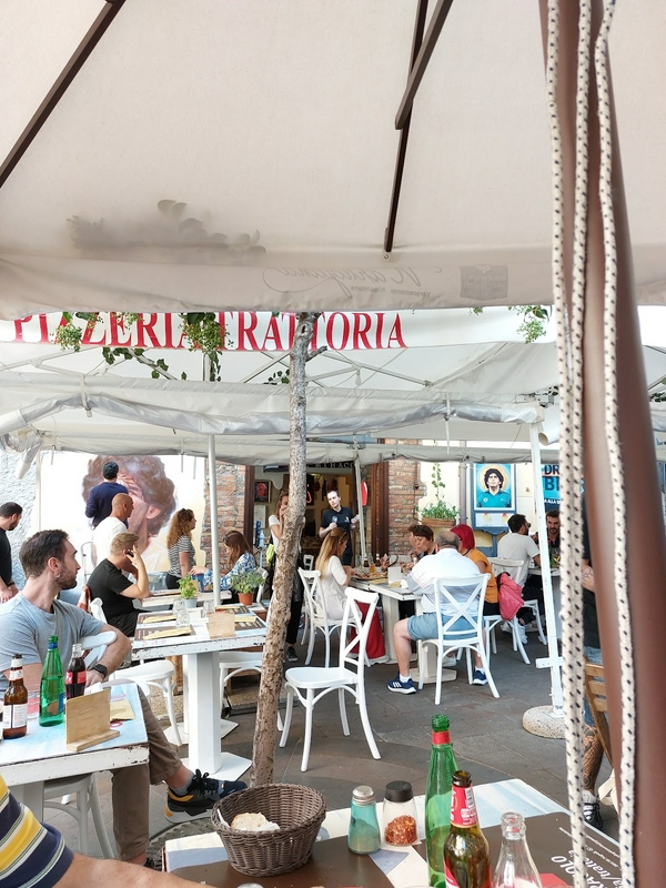 San Gennaro by Jorit Agoch 4