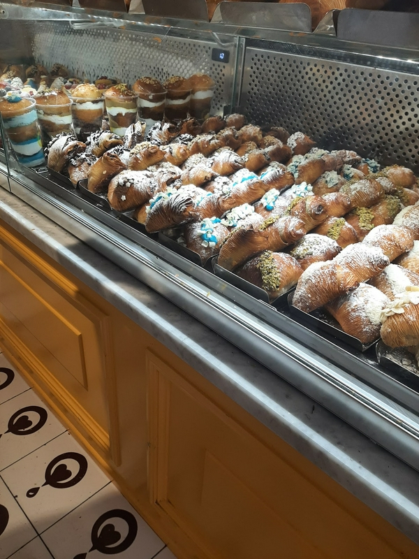 Sfogliatella Hearts 1