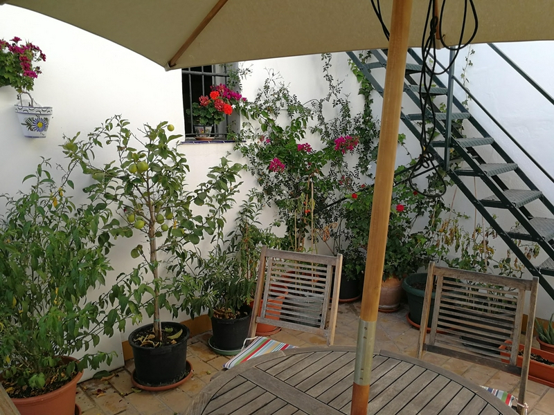 Modern accommodation featuring air conditioning and wifi in a central location.