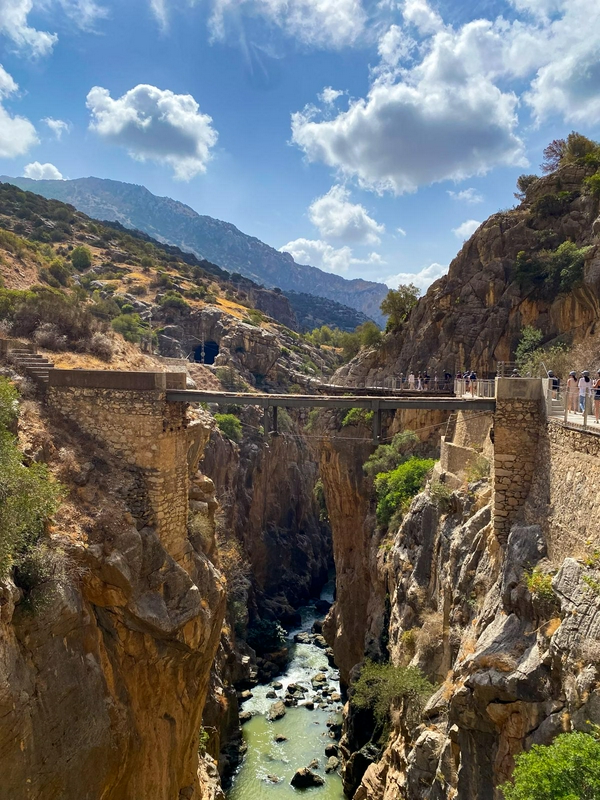 One of the most dangerous paths: the Caminito del Rey hero