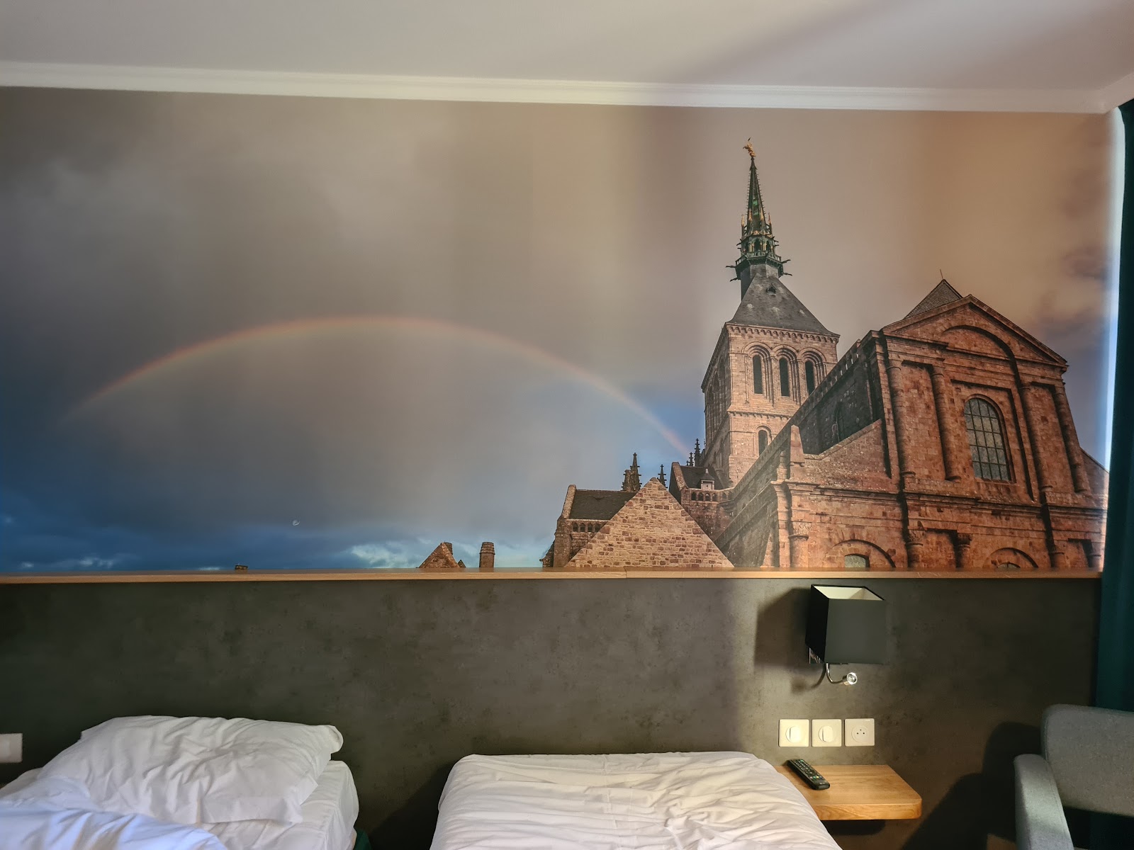 Mercure Mont-Saint-Michel Hotel 1