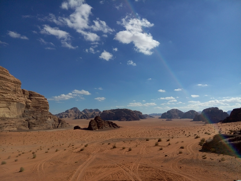 Stunning desert landscape of Wadi Rum showcasing its authentic beauty.
