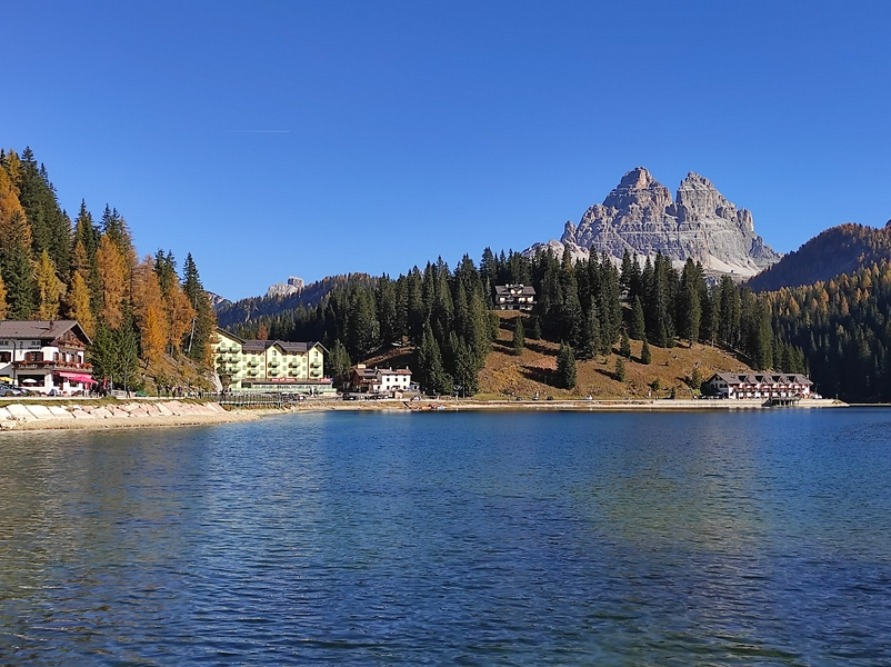 Lake Misurina hero