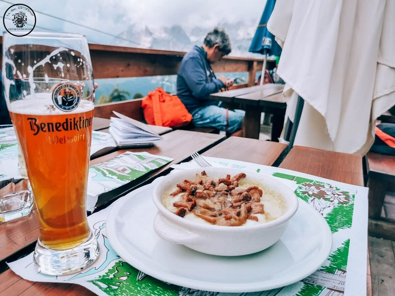 Col De Varda Refuge hero