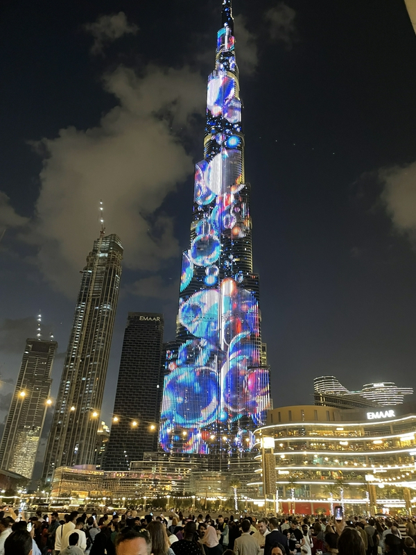 Sunset at Burj Khalifa hero