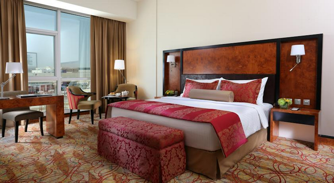 Millennium Airport Hotel Dubai 4