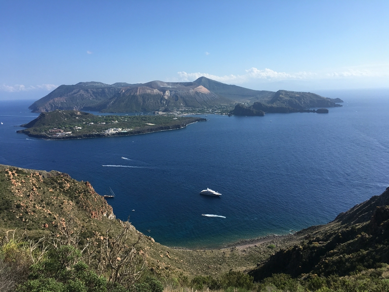 Tour of the Aeolian Islands hero