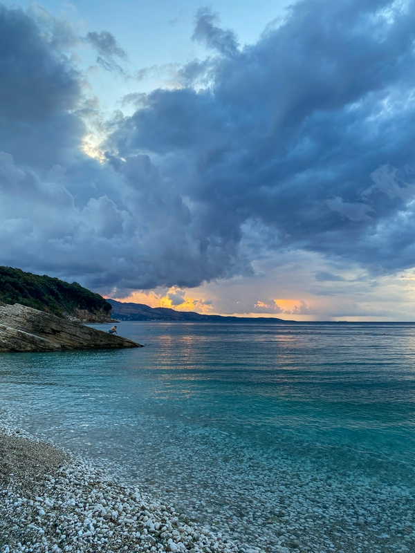 Pulebardha Beach hero