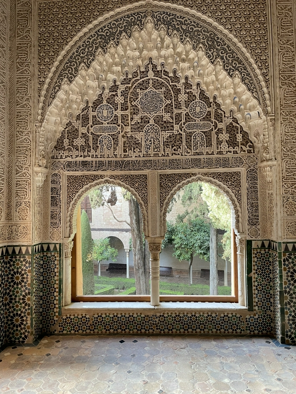 Granada, at the foot of the Sierra Nevada 3