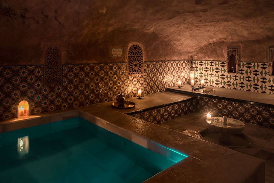 Arabian baths in the Hammam Al Ándalus 1