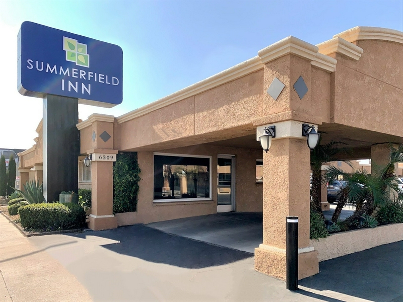 Summerfield Inn hero