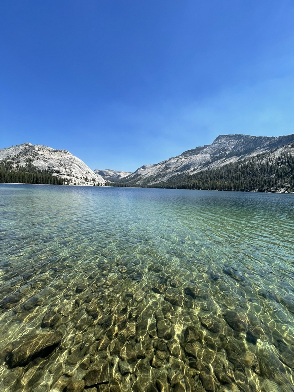 Tenaya Lake hero