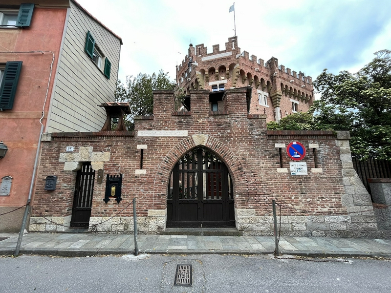 Castello Türke, a historic castle in Santa Chiara, showcasing unique architectural design.